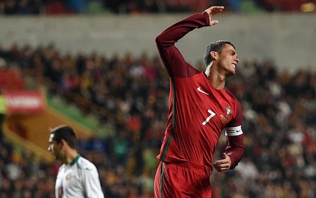 Tembus babak final Euro 2016, Portugal ulangi memori 2004