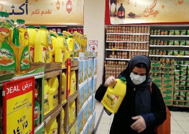 Saudi Arabia seizes 5 million illegally stored medical masks