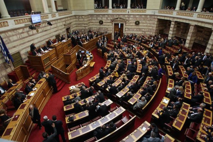 Greek MPs hold crunch presidential vote to avert snap polls