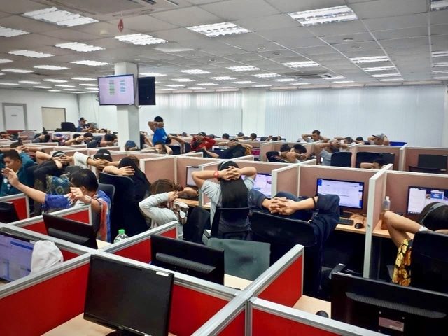 490 arrested for massive online scam in Clark, Pampanga