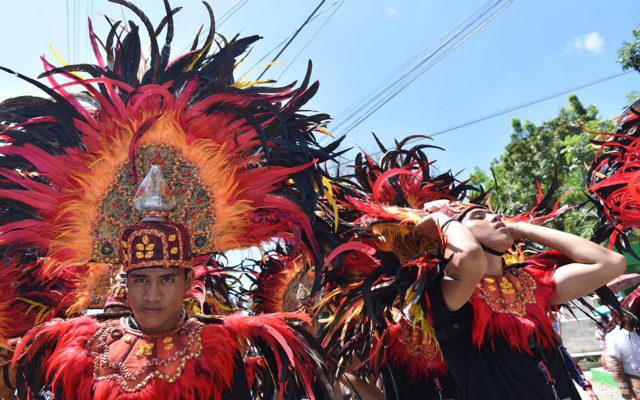 LOCAL PRIDE. Performers showcase cultural performances from Antique. Photo by Leanne Jazul/ Rappler  
