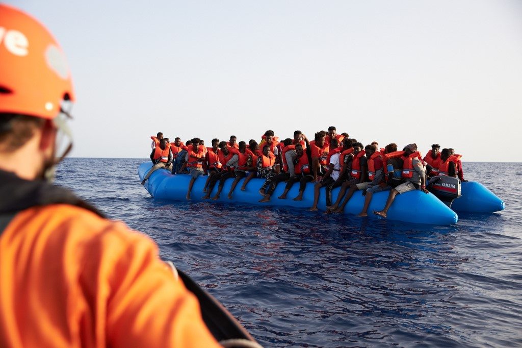 More than 100 migrants missing off Libyan coast