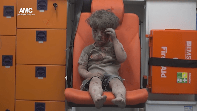 VIRAL: ‘Boy in ambulance’ highlights Syrian children’s war trauma