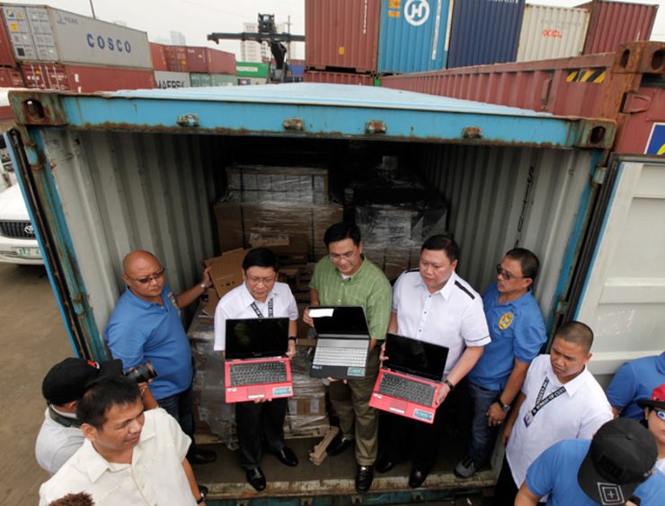 Customs donates seized laptops to DepEd