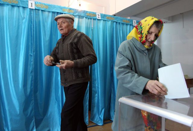 Ruling party set for win as Kazakhstan votes