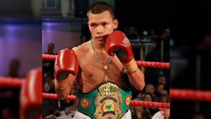 Filipino boxer Petalcorin to fight for first title against Tello