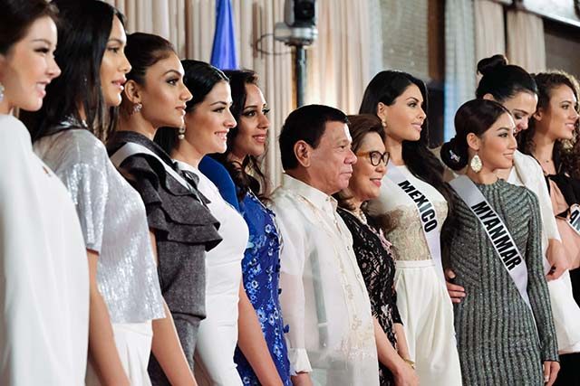Duterte toasts the beauty of Miss Universe candidates