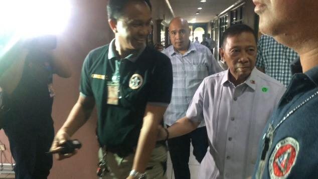 Binays post bail for Makati Science High School charges