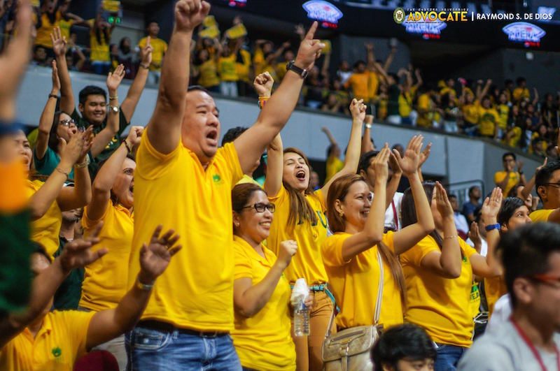 WILD. The FEU fans definitely outnumbered Ateneo in this match and they go wild when they finally see the Tamaraws' chances of clinching the finals spot.   