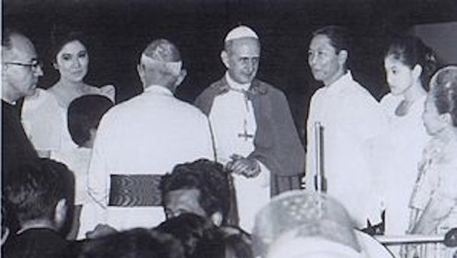 PAPAL VISIT. Pope Paul VI visits the Philippines for the first time and meets former president Ferdinand Marcos in 1970. File photo from Marcos Presidential Center 