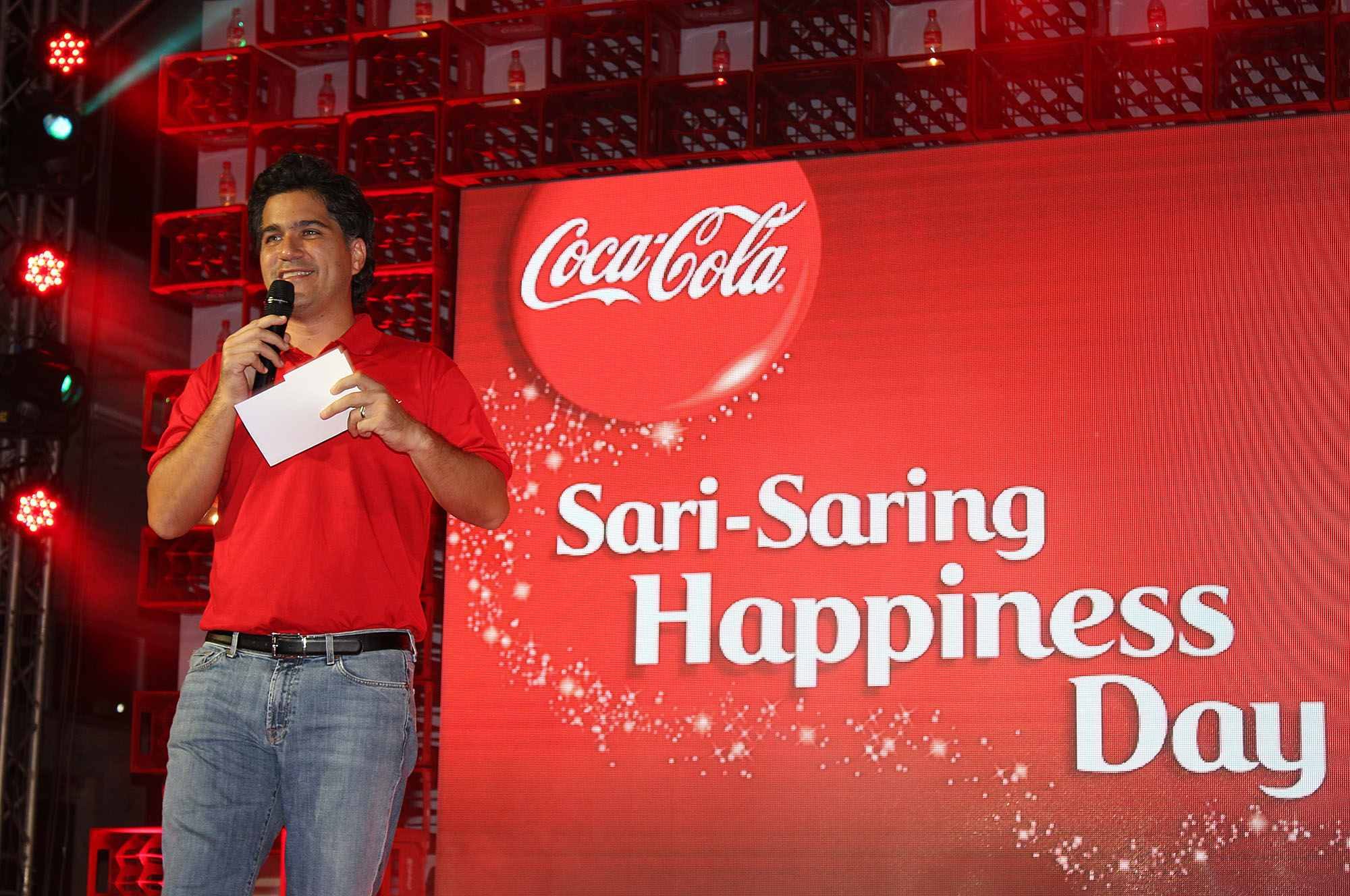 PASKO. Carlos Gonzales, Commercial Unit Associate Director of Coca Cola FEMSA, talks about #SariSaringHappiness. Photo by Joseph Agcaoili