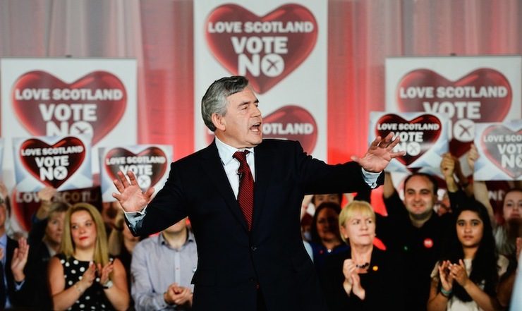 NO THANKS. Former British Prime Minister Scottish-born Gordon Brown speaks to NO supporters calling for Scotland to stay within the UK during a speech in Glasgow, Scotland, 17 September 2014. Andy Rain/EPA