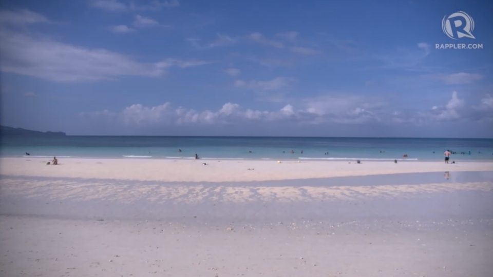 WATCH: Swimming at Boracay’s spotless white beach