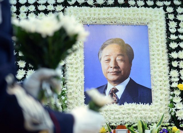 Former S. Korean president Kim Young-Sam dies at 87