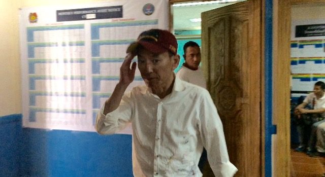 TIPSTER? Thomas Jung, the Korean identified by Central Luzon Police as working with scalawag cops, attends the case conference with investigators on Tuesday, January 31, to file his statements as a witness. Photo by Lian Buan/Rappler   