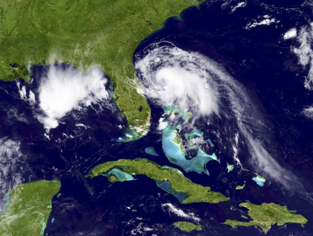 Tropical Storm Arthur upgraded to hurricane off US