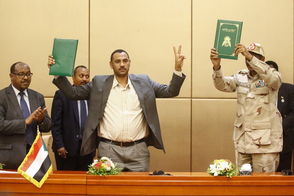 Sudan generals, protest leaders ink constitutional declaration