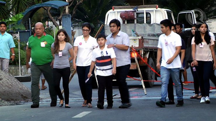 FIRST DAY. The Revilla family leaves the detention cell of Senator Bong Revilla. Photo by Franz Lopez/Rappler.com