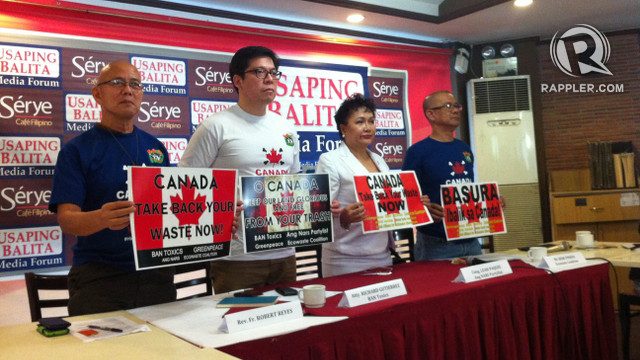 'RESPECT OUR DIGNITY.' Civil society groups and lawmakers call on the Canadian government to fulfill their commitments to an international agreement that bans illegal shipment of waste to other countries. Photo by Pia Ranada/Rappler 