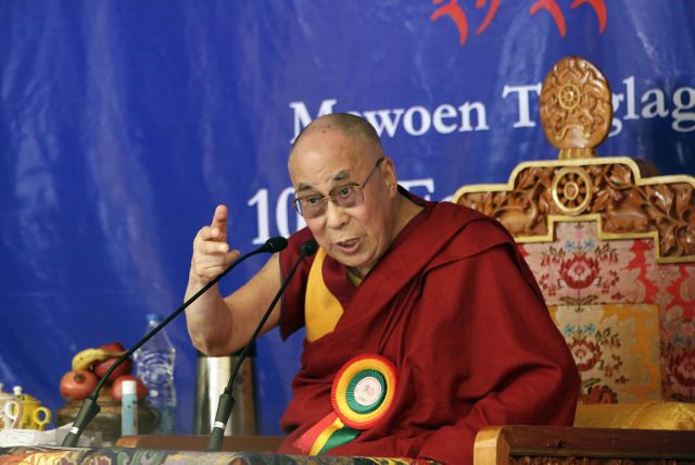 Leading Buddhists call for agreement on climate change