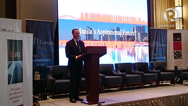URBAN REVOLUTION. JLL director Jeremy Kelly charts Metro Manila's future at the 2015 Asia Real Estate Summit held on May 21, 2015 in Makati City. Photo by Chris Schnabel / Rappler 