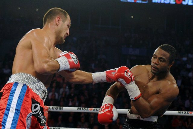 Dominant Kovalev overpowers Pascal to retain light heavyweight titles