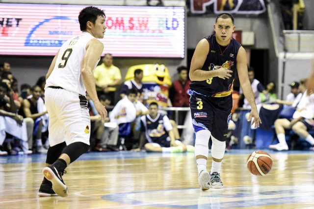 SUPERLEE. Paul Lee is clearly a big-time player in the PBA. File photo by PBA Images 