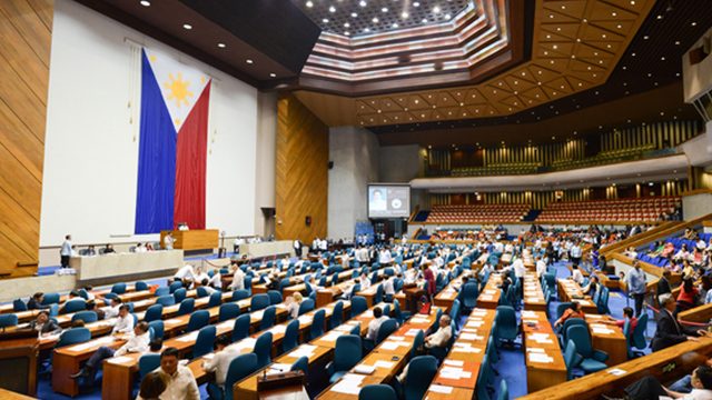 Malacañang warns House: Filipinos may reject your draft charter