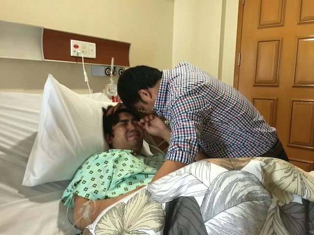 Bong Revilla visits son in hospital