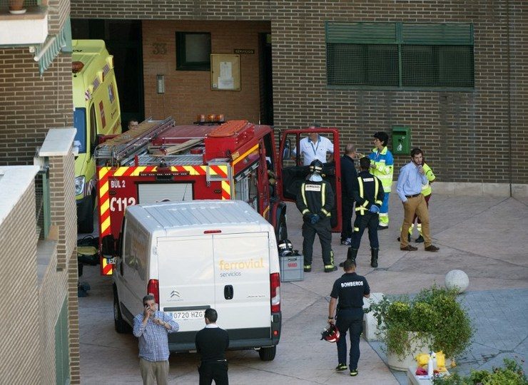 Ebola quarantines mount in Spain, as nations add airport screenings
