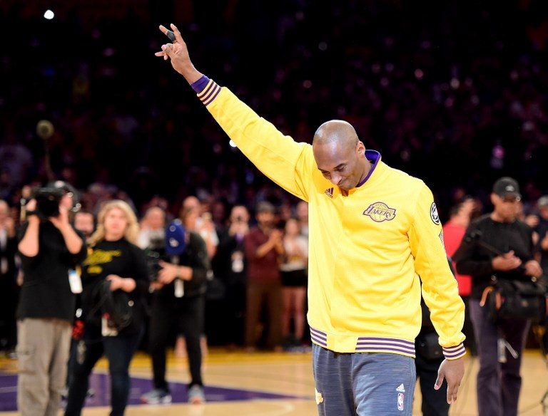 Lakers fans pay emotional farewell to Kobe Bryant