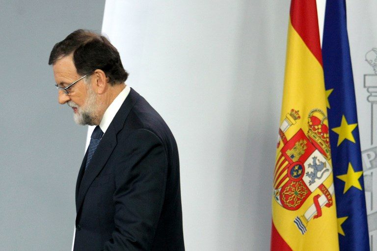 Spain threatens to suspend Catalonia’s autonomy in crisis