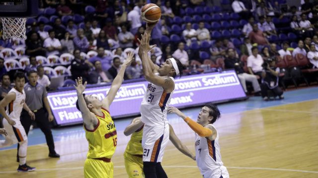 Meralco Bolts complete sweep of Star Hotshots, advance to Govs Cup finals