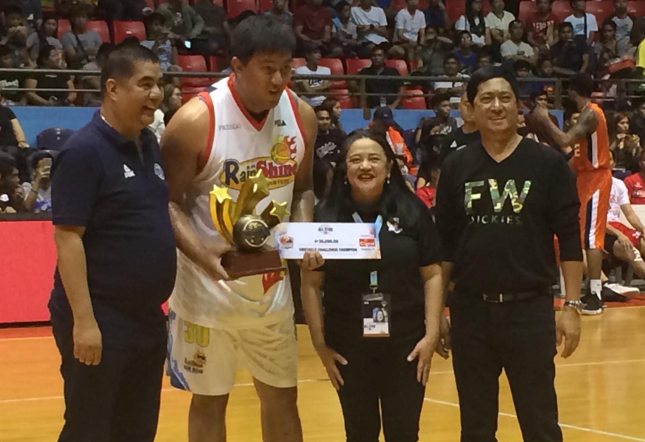 Beau Belga tops spiced-up version of PBA All-Star Obstacle Challenge