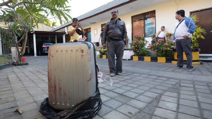 This photo taken outside a police station in Nusa Dua in Bali on August 12 shows the suitcase where the body of Sheila von Wiese Mack was found. Photo by Sonny Tumbelaka/AFP