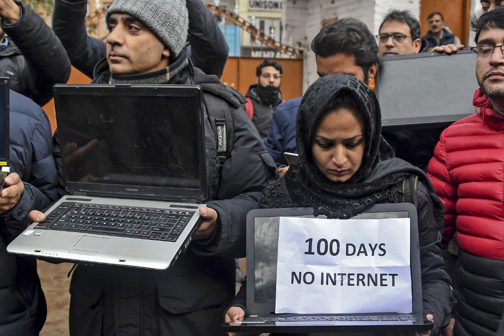Indian government ends internet blackout in restive Kashmir
