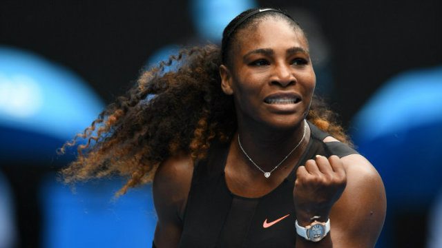 Serena Williams of the US reacts after a point against Switzerland's Belinda Bencic during their women's singles match on day two of the Australian Open tennis tournament in Melbourne on January 17, 2017.
GREG WOOD / AFP 