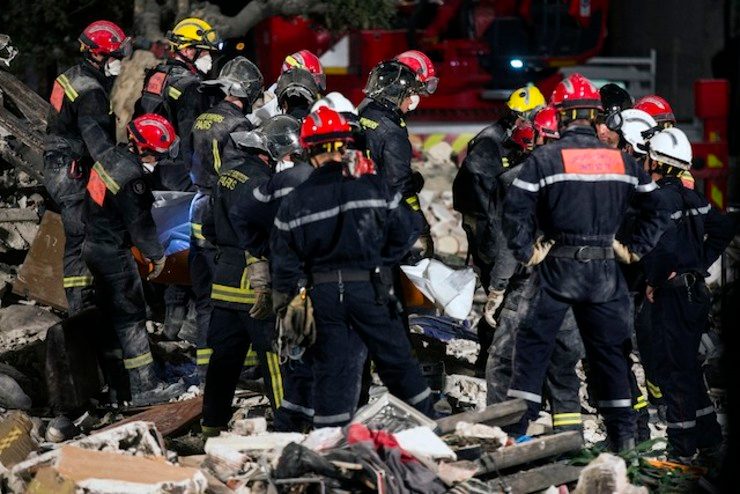 Death toll in Paris building explosion climbs to 7