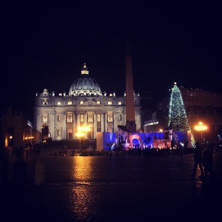 @jotorres: The Vatican in the evening.