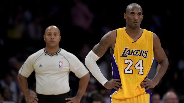 WATCH: Vintage Kobe Bryant goes to work against Brooklyn