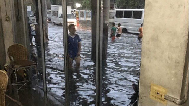 STORE FLOOD. An auto parts store on MJ Cuenco Avenue near Plaza Independencia in Cebu City is flooded. Photo by Alexis Tecson 