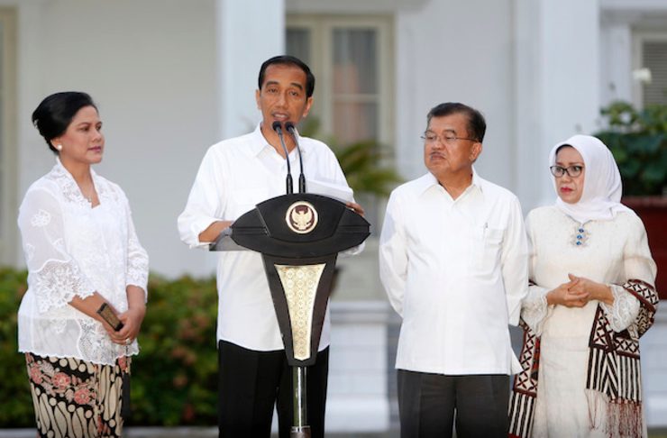 Jokowi’s ‘working’ cabinet receives cautious welcome