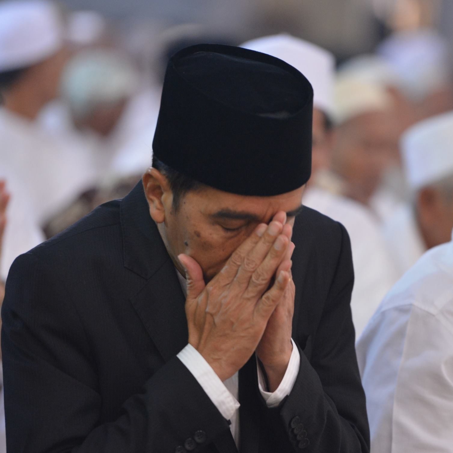 5 hal yang sudah dilakukan dengan baik oleh Jokowi dan 5 hal yang perlu diperbaiki oleh Jokowi