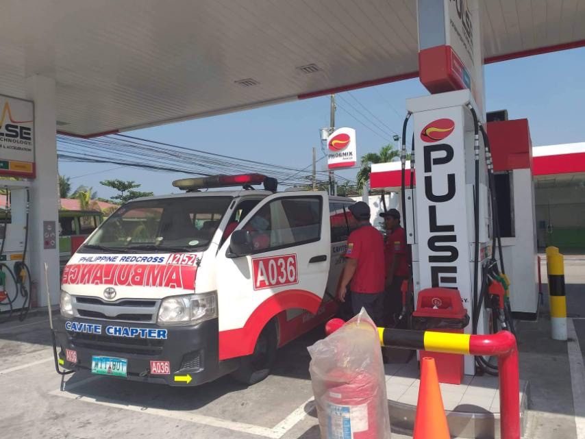 Dennis Uy gives free fuel for Taal Volcano responders