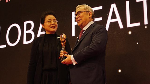 Filipino wins int’l award on global health impact