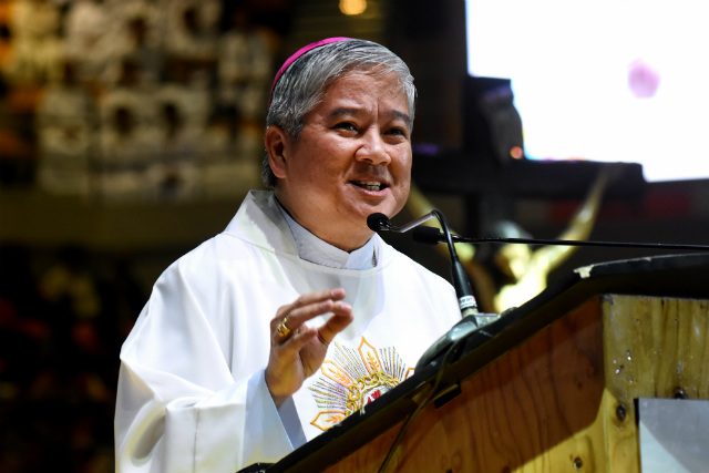 'BE MERCIFUL.' Lingayen-Dagupan Archbishop Socrates Villegas urges Catholics to be 'dare to be merciful' at a time of revenge and terror. Photo by Angie de Silva/Rappler 
