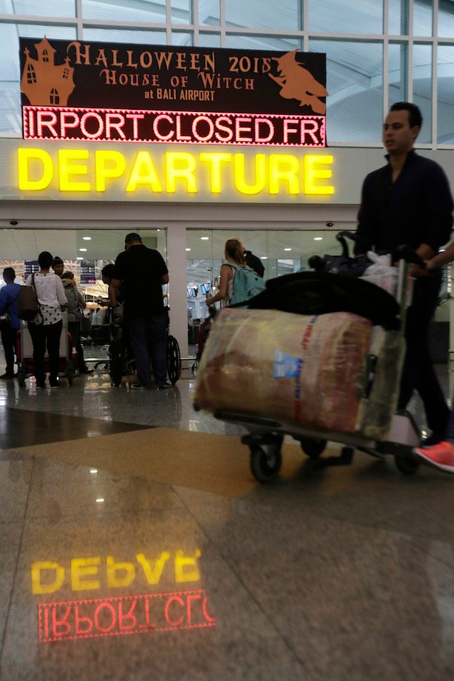 AIRPORT CLOSED. The Bali airport is closed until Thursday. Photo by EPA 