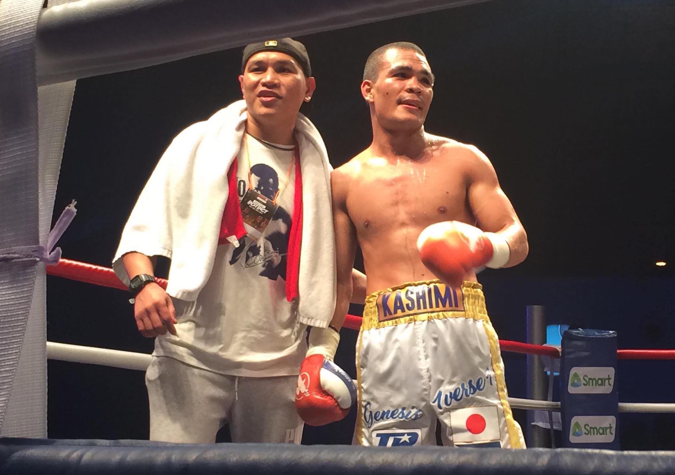 Genesis Servania floors Indonesian foe in first PH bout since 2015