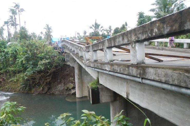 DESTROYED BRIDGE. Hi-agsam Bridge located between Tunga to Jaro Road is still under major repair after it was destroyed by Typhoon Seniang. Photo from DPWH-8