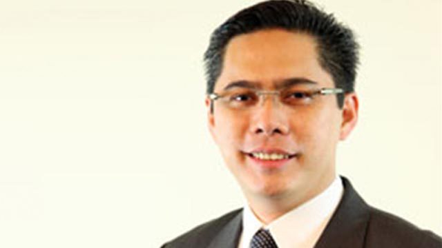 Dennis Cunanan to court: Let me travel abroad